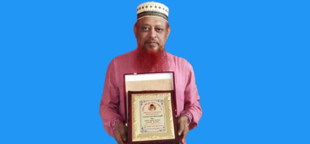 ড. মুহাম্মদ শহীদুল্লাহ গোল্ডেন অ্যাওয়ার্ড পেলেন ডা: নজরুল ইসলাম ফারুকী
