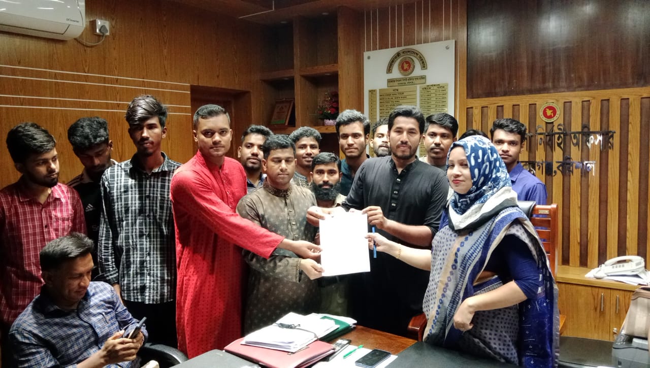 চীন-বাংলাদেশ মৈত্রী হাসপাতাল প্রতিষ্ঠায় গর্বের বাকেরগঞ্জের পক্ষ থেকে স্মারকলিপি প্রদান