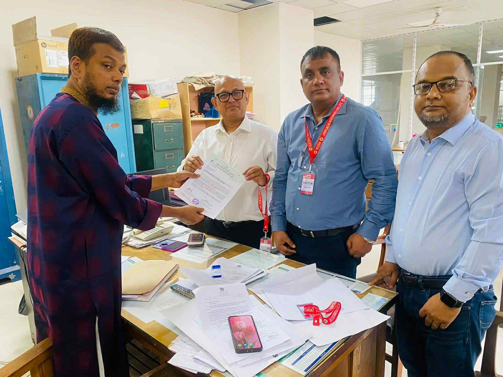 ‘নতুন বাংলাদেশ পার্টির’প্রতিষ্ঠাতা চেয়ারম্যান মেজর সিকদার আনিসুর রহমান,মহাসচিব’দয়াল কুমার বড়ুয়া’