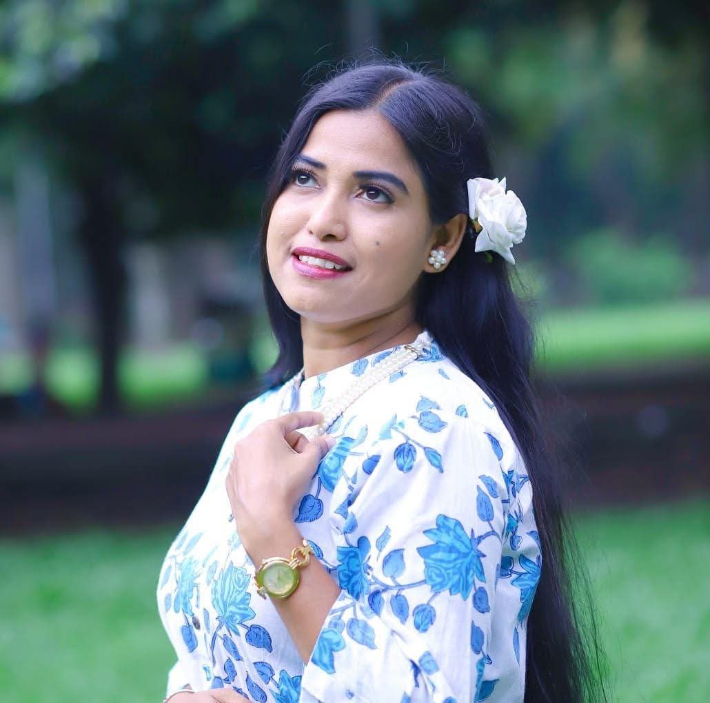 শিল্পী সমিতির সদস্য হলেন সময়ের জনপ্রিয় অভিনেত্রী রুবিনা আলমগীর