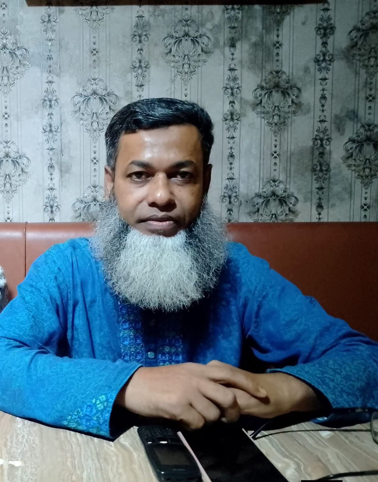 লক্ষীপুরে মসজিদের অজুখানায় সাংবাদিককে হামলা ও হত্যার হুমকি, আক্তার মেম্বারের অত্যাচারে মান্দারীবাসী অতিষ্ঠ”