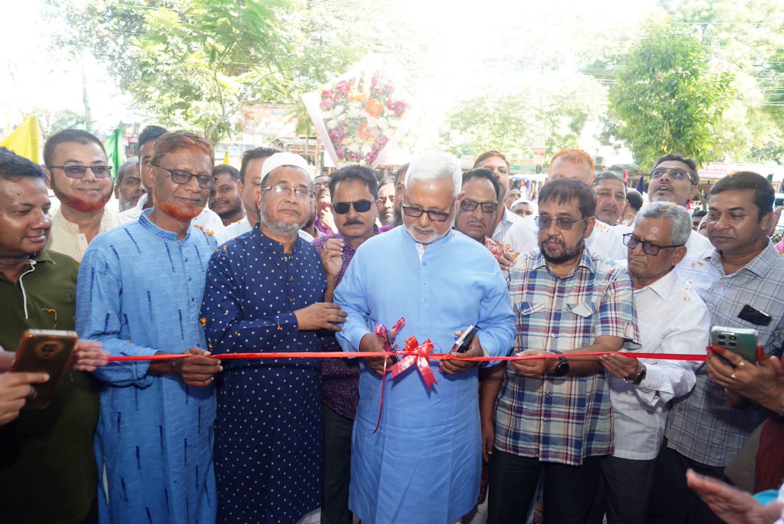 দিনাজপুর বীরগঞ্জ সরকারি কলেজের মেইন গেটের উদ্বোধন করলেন সংসদ সদস্য মনজুরুল ইসলাম মঞ্জু_এমপি.