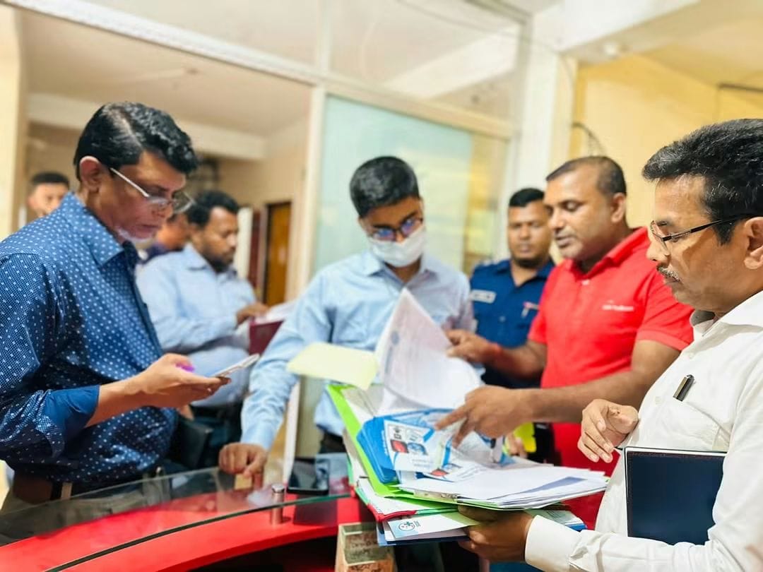 নরসিংদীর শিবপুরে ডিজিটাল ডায়াগনস্টিক সেন্টার এর লাইসেন্স না থাকায় ৫০হাজার টাকা অর্থদন্ড